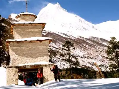 Manaslu circuit trek Manaslu circuit trek